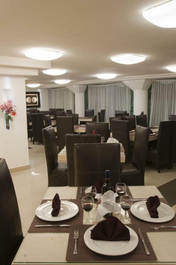 Hotel Real Rex 莱昂 外观 照片