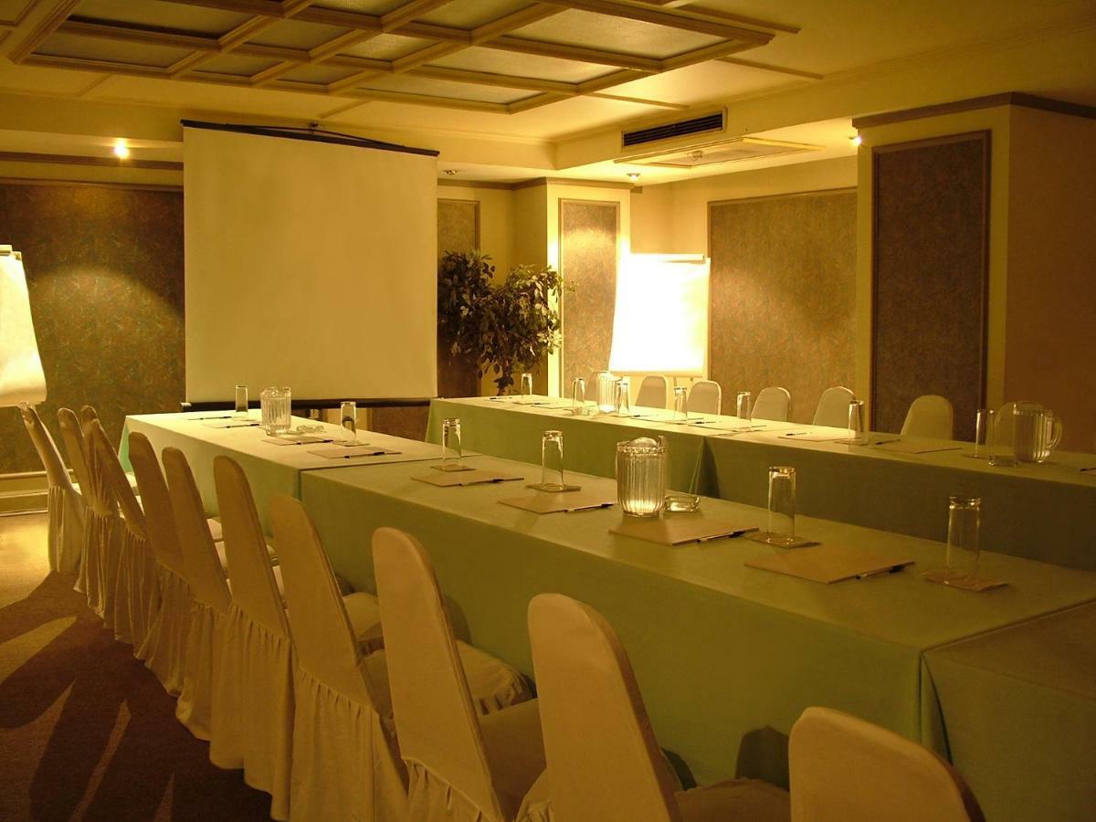 Hotel Real Rex 莱昂 外观 照片